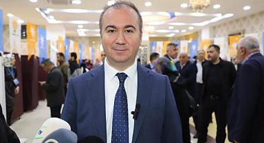 AK PARTİLİLER E-TEMAYÜL İÇİN BİLGİSAYAR BAŞINA GEÇTİ