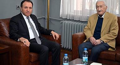 AKÜ M. Rıza Çerçel Kültür ve Sanat Merkezinin Maketi, Rektör Karakaş Tarafından Teslim Alındı 