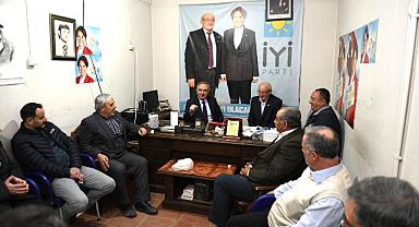 Arabacı ilçelerde büyük coşkuyla karşılandı