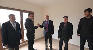 BAŞKAN DR. MUSTAFA ÇÖL 4. ETAP TOKİ KONUTLARININ ANAHTARLARINI TESLİM ETTİ