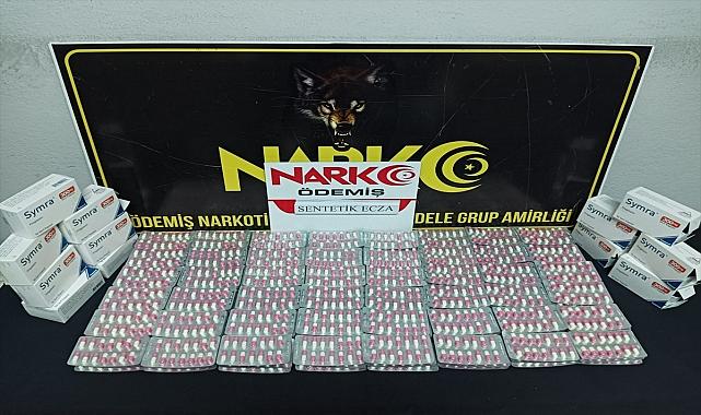 Bayındır'da 2800 sentetik ecza ele geçirildi, 1 kişi tutuklandı
