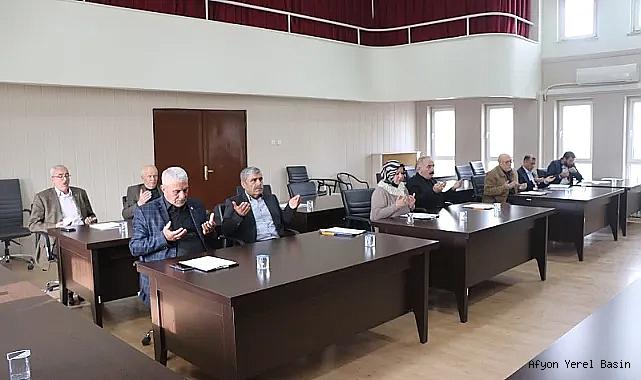 Belediye Meclisi Deprem Şehitlerini unutmadı
