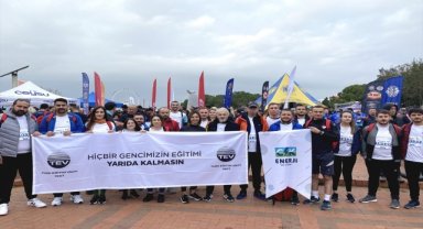 CK Enerji Akdeniz Bölgesi çalışanları, afetzede öğrencilerin eğitimlerine destek için koştu