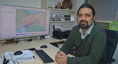 Deprem bölgesinde yer kabuğunu inceleyen bilim insanından 