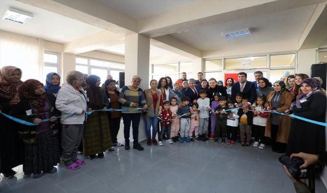 Dokuz Eylül Üniversitesi, Seferihisar'da depremzede çocuklar için kreş açtı
