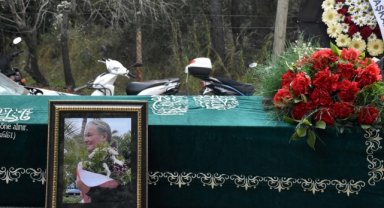 Emekli tiyatrocu Kazım Akşar, Muğla'da son yolculuğuna uğurlandı