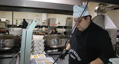 Emirdağ Belediyesi Aşevi İhtiyaç Sahibi Vatandaşların Yanında Olmaya Devam Ediyor