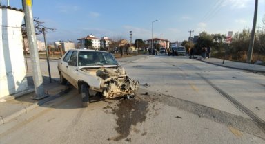 Germencik'te otomobille kamyonetin çarpıştığı kazada 1 kişi yaralandı