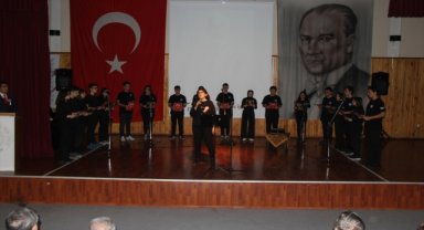 İstiklal Marşı'nın kabulü ve Mehmet Akif Ersoy'u Anma Günü