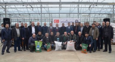 Kütahya Belediyesinden çiftçilere tohum desteği