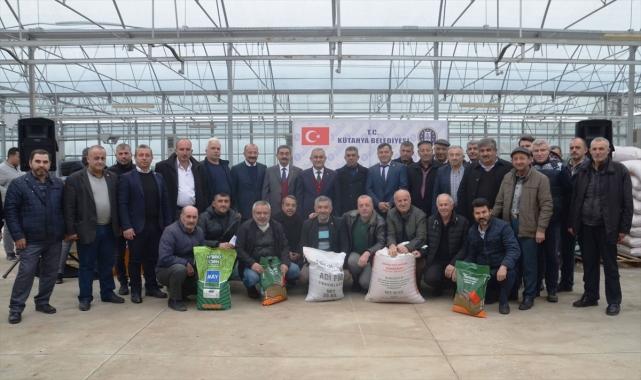 Kütahya Belediyesinden çiftçilere tohum desteği