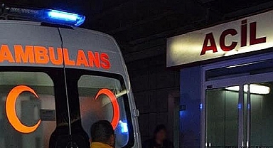 Manisa'da beton bariyerlere çarpan otomobildeki yolcu hayatını kaybetti