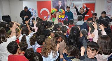 Türk Eğitim Sen Afyonkarahisar Şubesi depremzede çocukları unutmadı