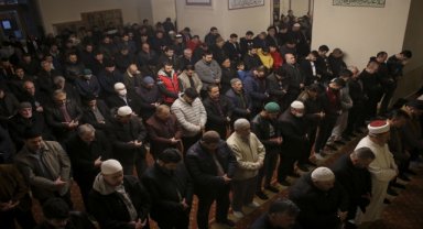 Uşak'ta Berat Kandili dualarla idrak edildi