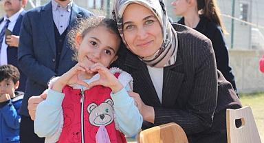 Vali Yiğitbaşı, Depremzede Vatandaşları Ziyaret Etti