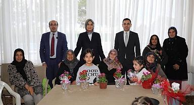 Vali Yiğitbaşı Sandıklı'da Temaslarda Bulundu