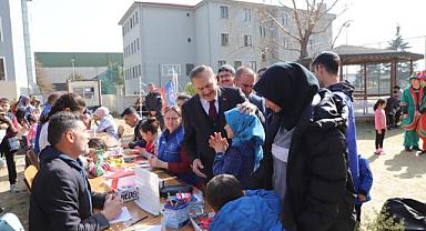 Veysel Eroğlu'dan Depremzedelere Ziyaret