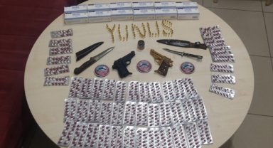 Afyonkarahisar'da kurye motosikletinde uyuşturucu taşıyan 3 kişi gözaltına alındı