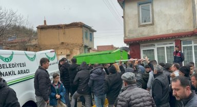 Afyonkarahisar'da trafik kazasında yaralanan kişi hastanede hayatını kaybetti