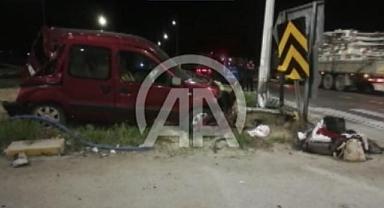 Afyonkarahisar'da zincirleme trafik kazasında 2 kişi öldü