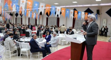 AK Parti Manisa İl Teşkilatı iftarda buluştu