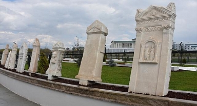 Anadolu'dan kaçırılan Kibele heykeli sergilendiği Afyonkarahisar Müzesi'ne değer kattı