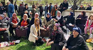 AVDAN KÖYLÜLERİ ESKİ ADAK TOPLAMA ADETİNİ YAD ETTİLER