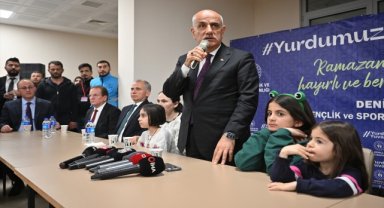 Bakan Kirişci, Denizli'de depremzedelerle iftarda buluştu: