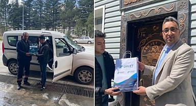 BAŞKAN DR. MUSTAFA ÇÖL’ÜN SELAMLARIYLA GÖNDERİLEN RAMAZAN HEDİYELERİ HEMŞEHRİLERİMİZLE BULUŞTU