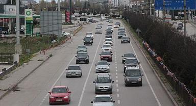 Bayram dönüşü trafik yoğunluğu yaşandı