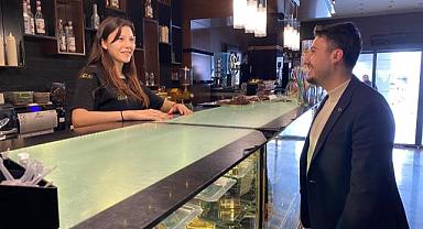 “Bunların hepsi korkak adaylar”