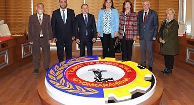 CHP HEYETİ, SERTESER’İ ZİYARET ETTİ