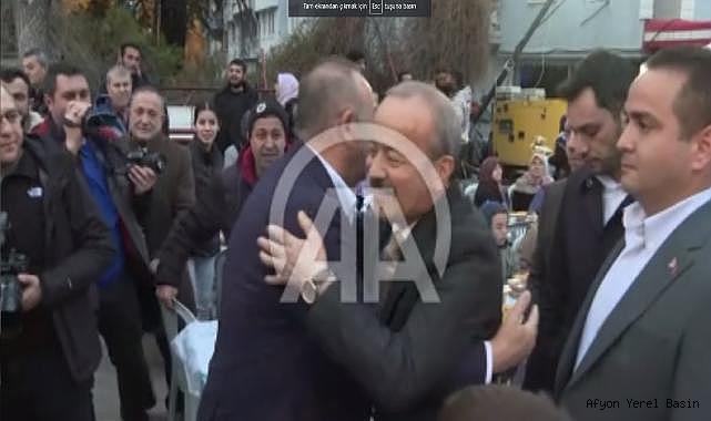 Dışişleri Bakanı Mevlüt Çavuşoğlu, Afyonkarahisar'da vatandaşlarla iftar yaptı