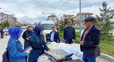 ERTÜRK SAHANIN TOZUNU ATTIRIYOR