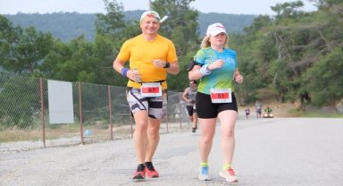 Fethiye'de geliri depremzedelere gönderilecek Yarımada Koşusu yapıldı