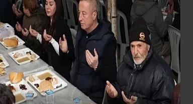 Hakan Şeref Olgun, Çay'da depremzede vatandaşlarla iftarda buluştu
