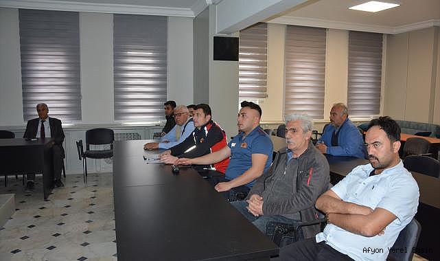 İscehisar'da itfaiye personeline doğal gaz semineri verildi