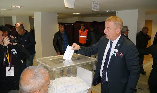İYİ PARTİDE SON SÖZÜ ÜYELER OY KULLANARAK SÖYLEDİ.!