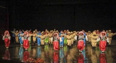 İzmir ve çevre illerde 23 Nisan Ulusal Egemenlik ve Çocuk Bayramı kutlandı