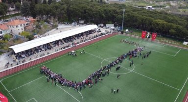 Manisa'nın ilçelerinde 23 Nisan Ulusal Egemenlik ve Çocuk Bayramı kutlandı