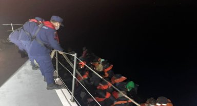 Muğla açıklarında 47 düzensiz göçmen kurtarıldı