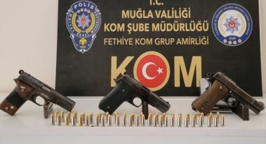 Muğla'da ruhsatsız silah ticareti operasyonunda 2 şüpheli gözaltına alındı
