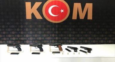Nazilli'de silah kaçakçılığı iddiasıyla 2 kişi yakalandı