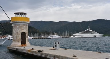 Rus milyarder Abramoviç'in yatı "Eclipse" Marmaris'te