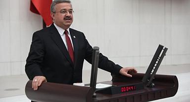 Yurdunuseven 5 Nisan Avukatlar Günü münasebetiyle yazılı bir açıklama yayımladı.