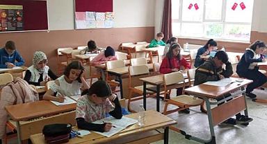 7. ÖDÜLLÜ KİTAP OKUMA YARIŞMASININ SINAVI YAPILDI