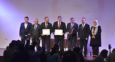 AK Parti Afyonkarahisar milletvekilleri mazbatalarını aldı