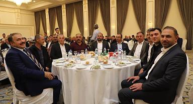 AK PARTİ TEŞKİLATLARI MUHTARLARLA BULUŞTU