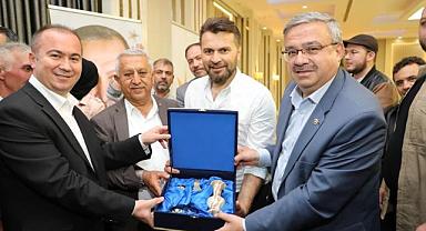 “BİRİNCİ AJANDALARINDA TERÖRE ÖZGÜRLÜK, İKİNCİ AJANDASINDA ŞEHİT AİLELERİ İLE FOTOĞRAF ÇEKİLMEK VAR”