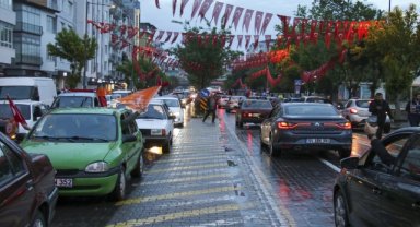 Cumhurbaşkanı Erdoğan'ın seçim başarısı kutlanıyor
